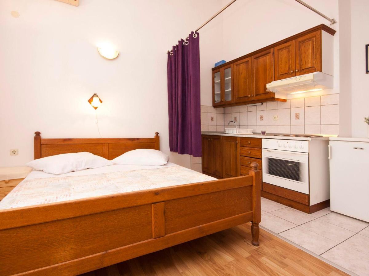 Apartments Skarpa 1601 Rogoznica  Bagian luar foto