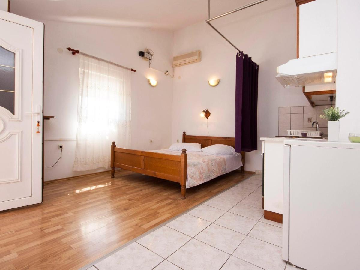 Apartments Skarpa 1601 Rogoznica  Bagian luar foto
