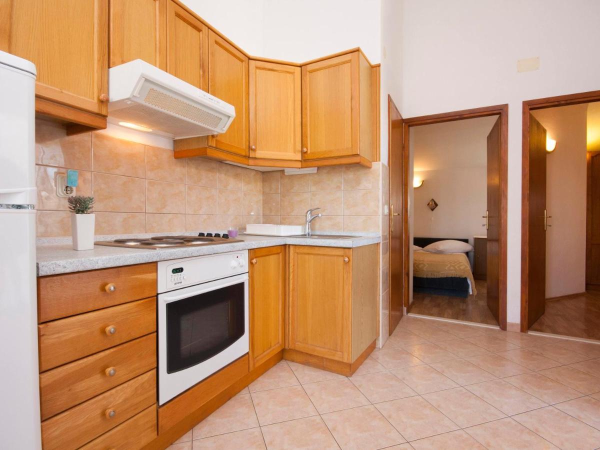 Apartments Skarpa 1601 Rogoznica  Bagian luar foto