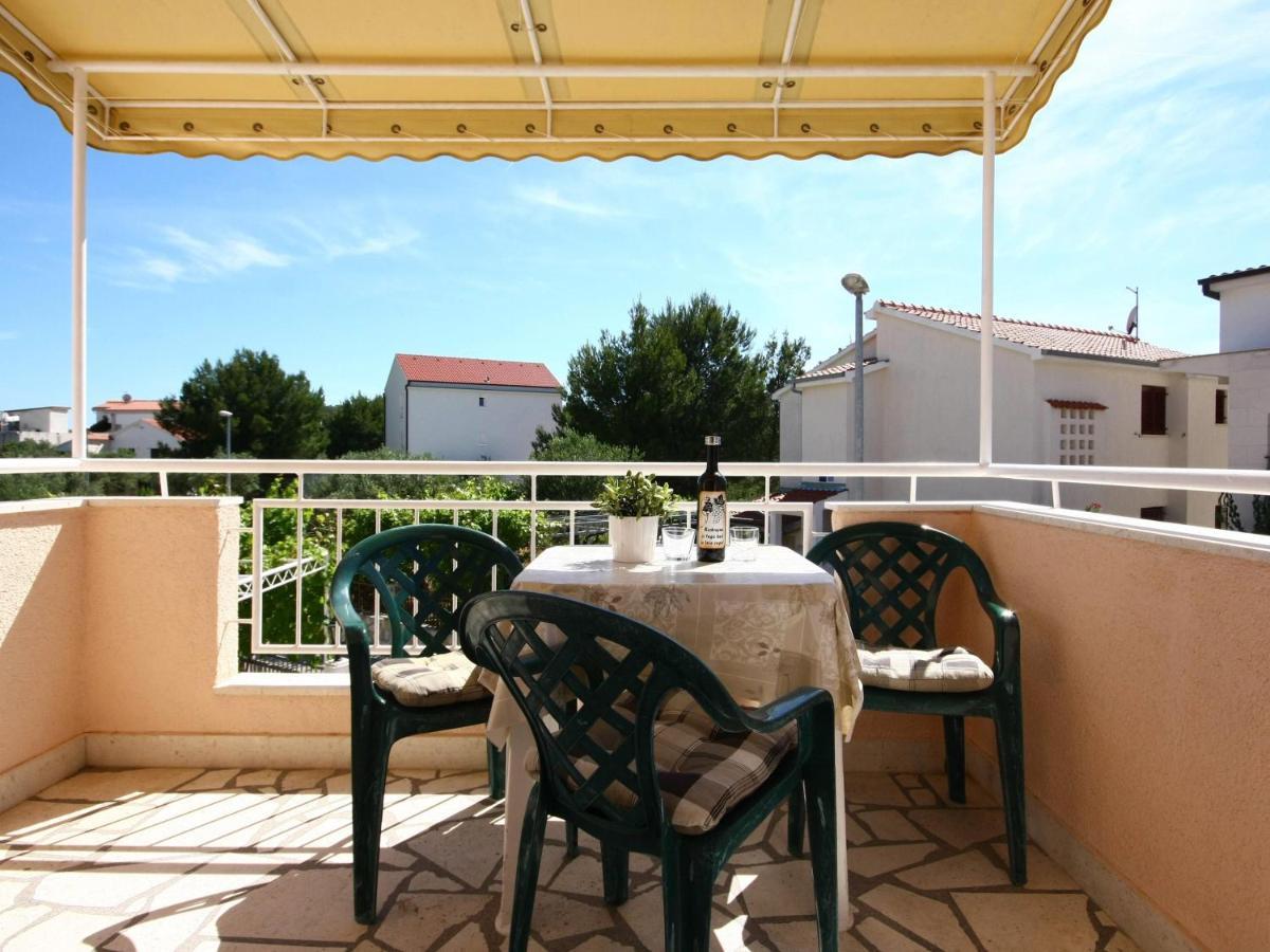 Apartments Skarpa 1601 Rogoznica  Bagian luar foto