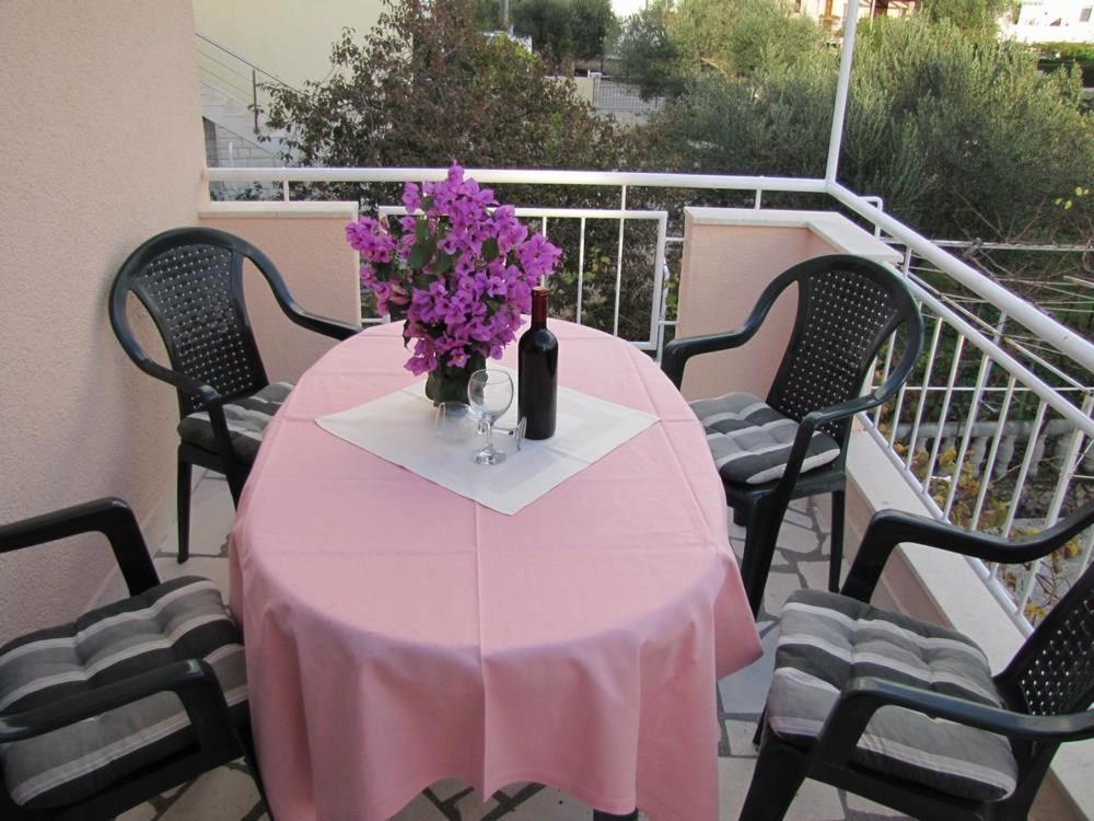 Apartments Skarpa 1601 Rogoznica  Bagian luar foto