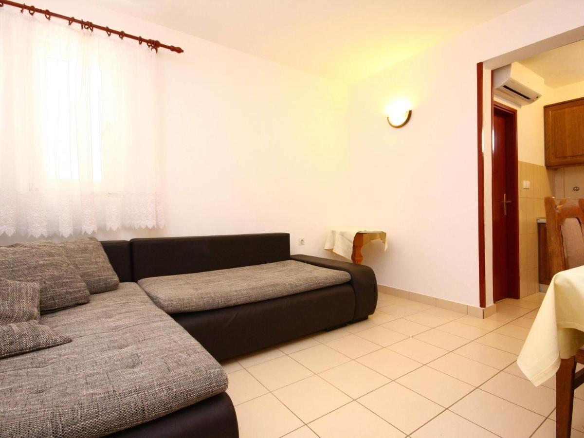 Apartments Skarpa 1601 Rogoznica  Bagian luar foto