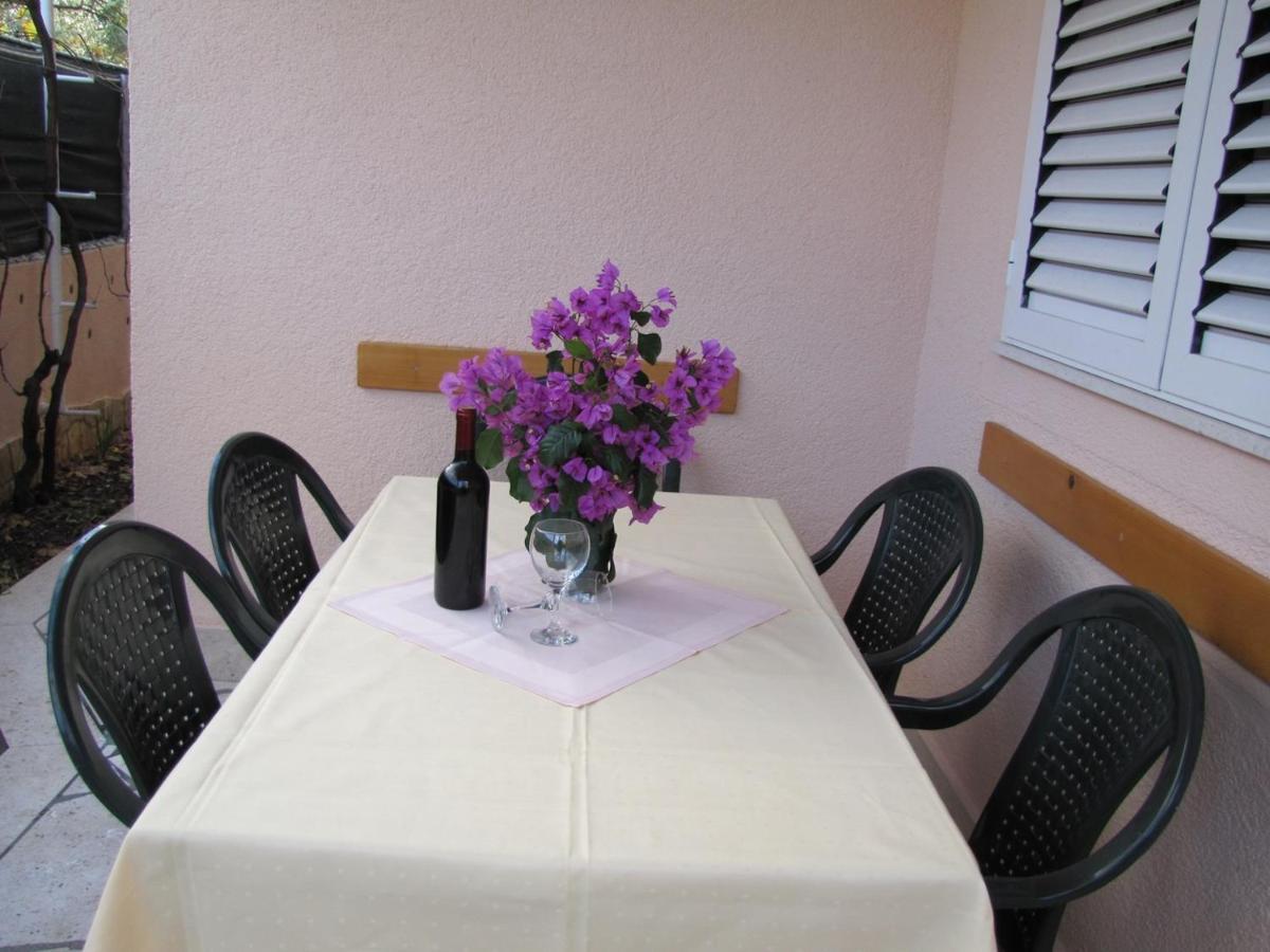 Apartments Skarpa 1601 Rogoznica  Bagian luar foto