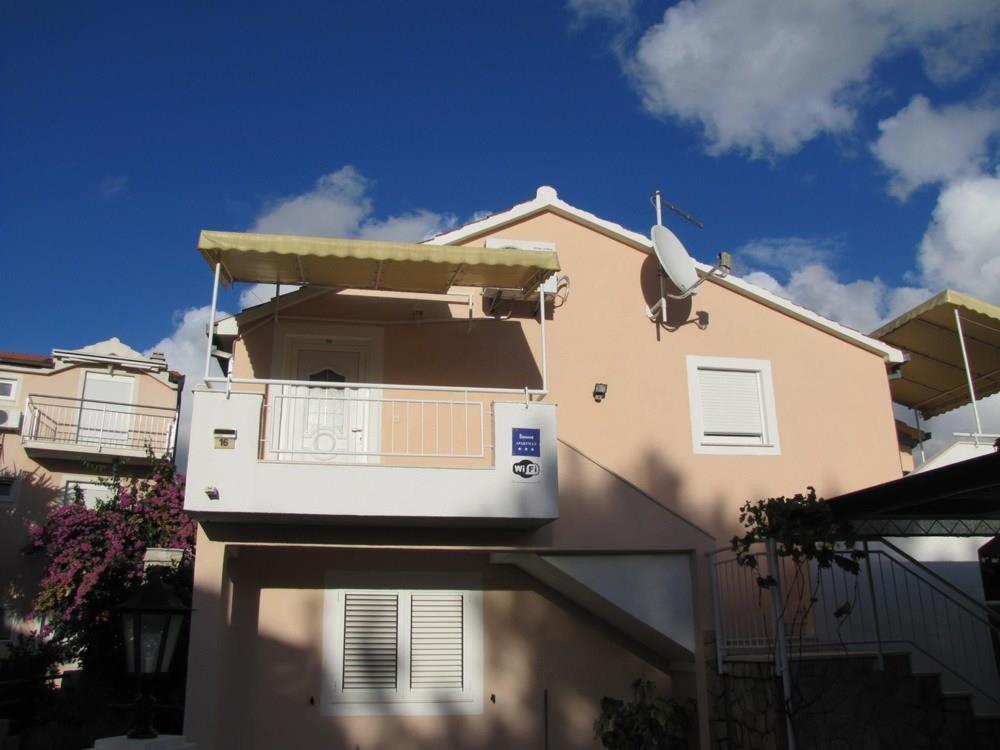 Apartments Skarpa 1601 Rogoznica  Bagian luar foto