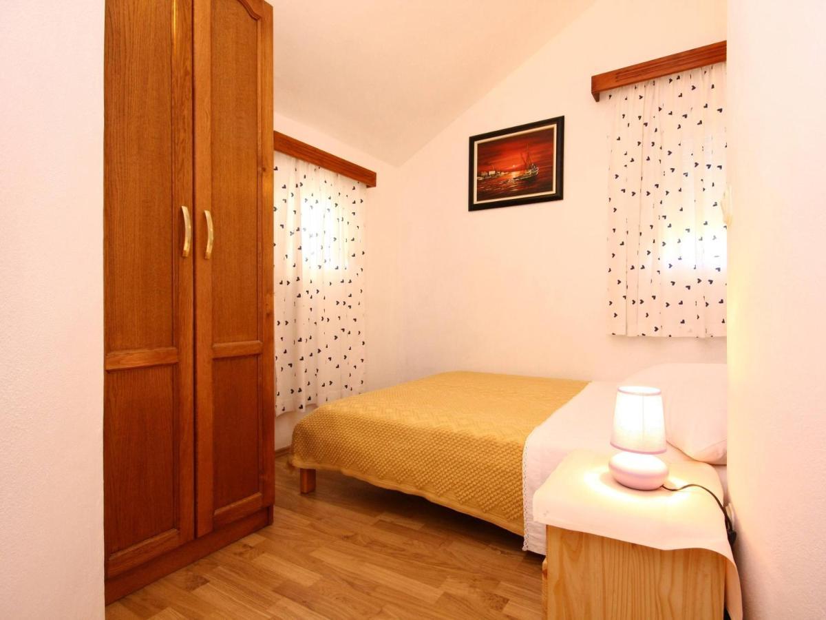 Apartments Skarpa 1601 Rogoznica  Bagian luar foto