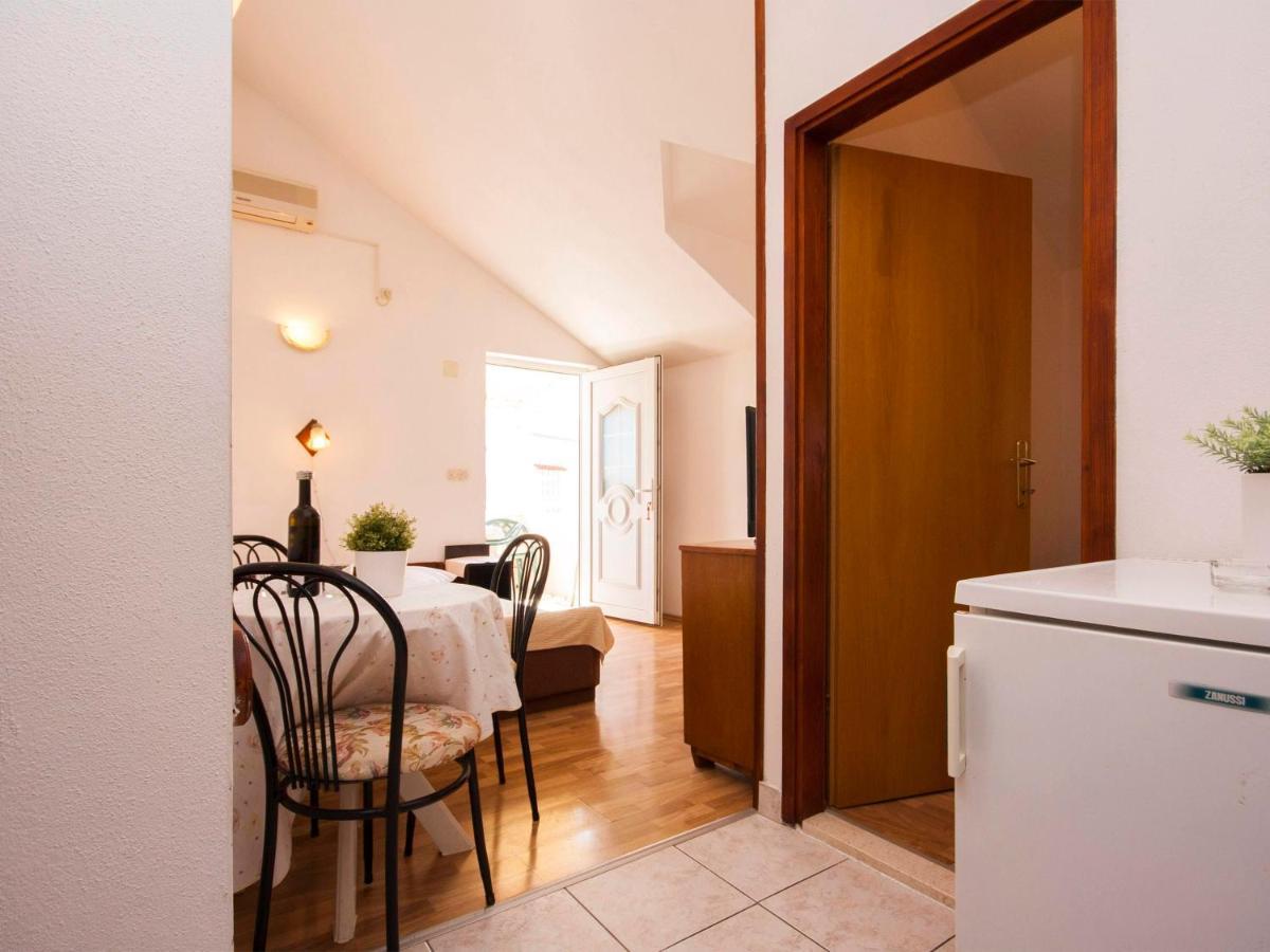 Apartments Skarpa 1601 Rogoznica  Bagian luar foto